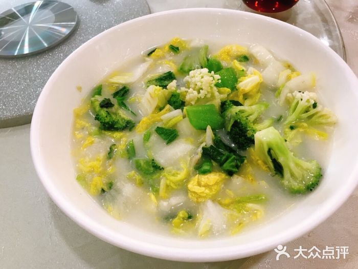 江門中秋送禮佳品之月餅要如何選購？怎么看月餅好不好？